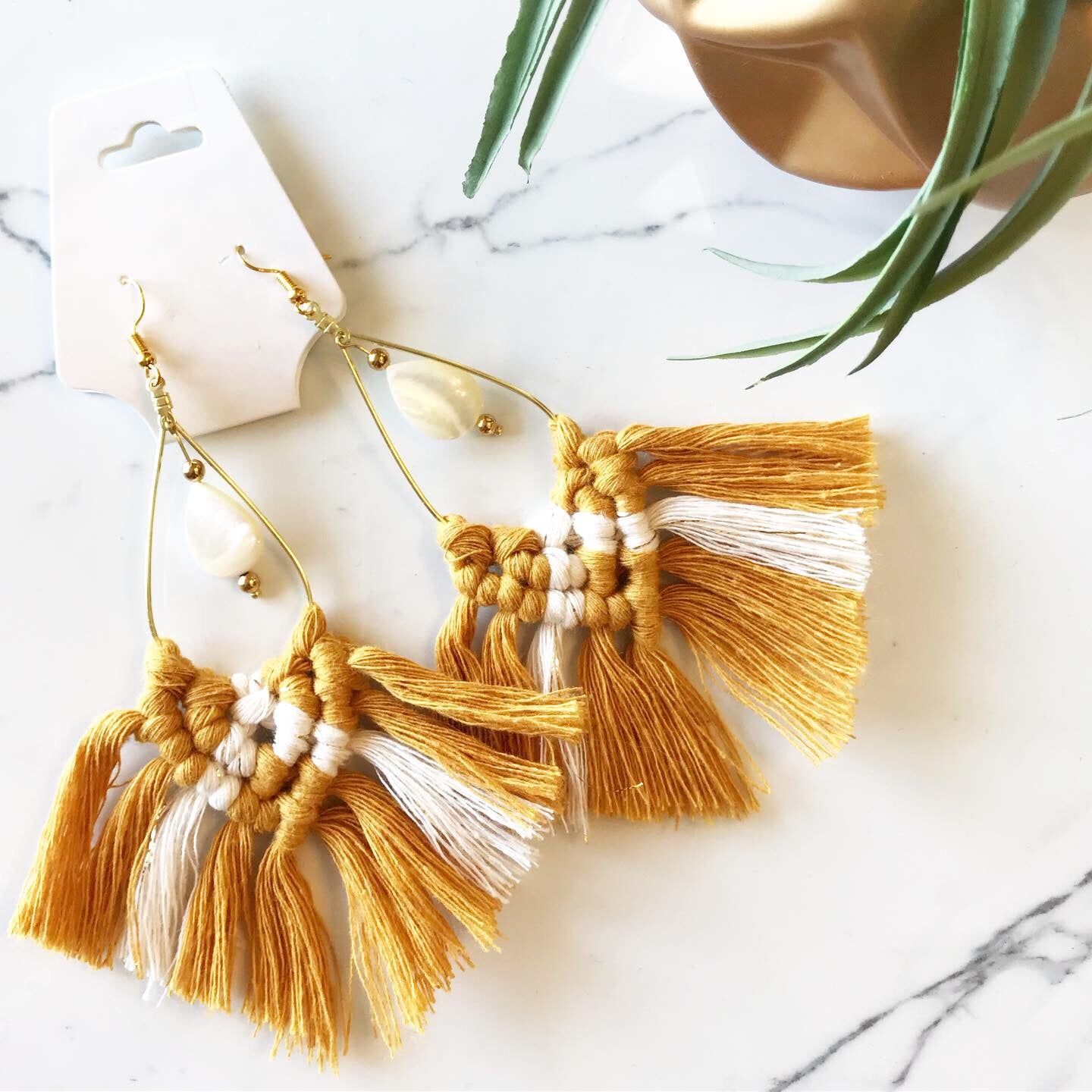 "Sarah" Hoops