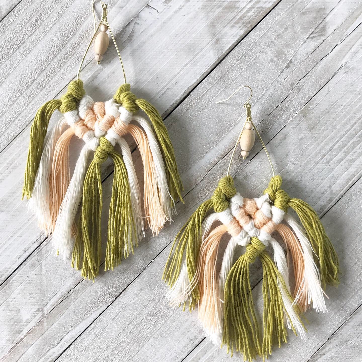 "Sarah" Hoops