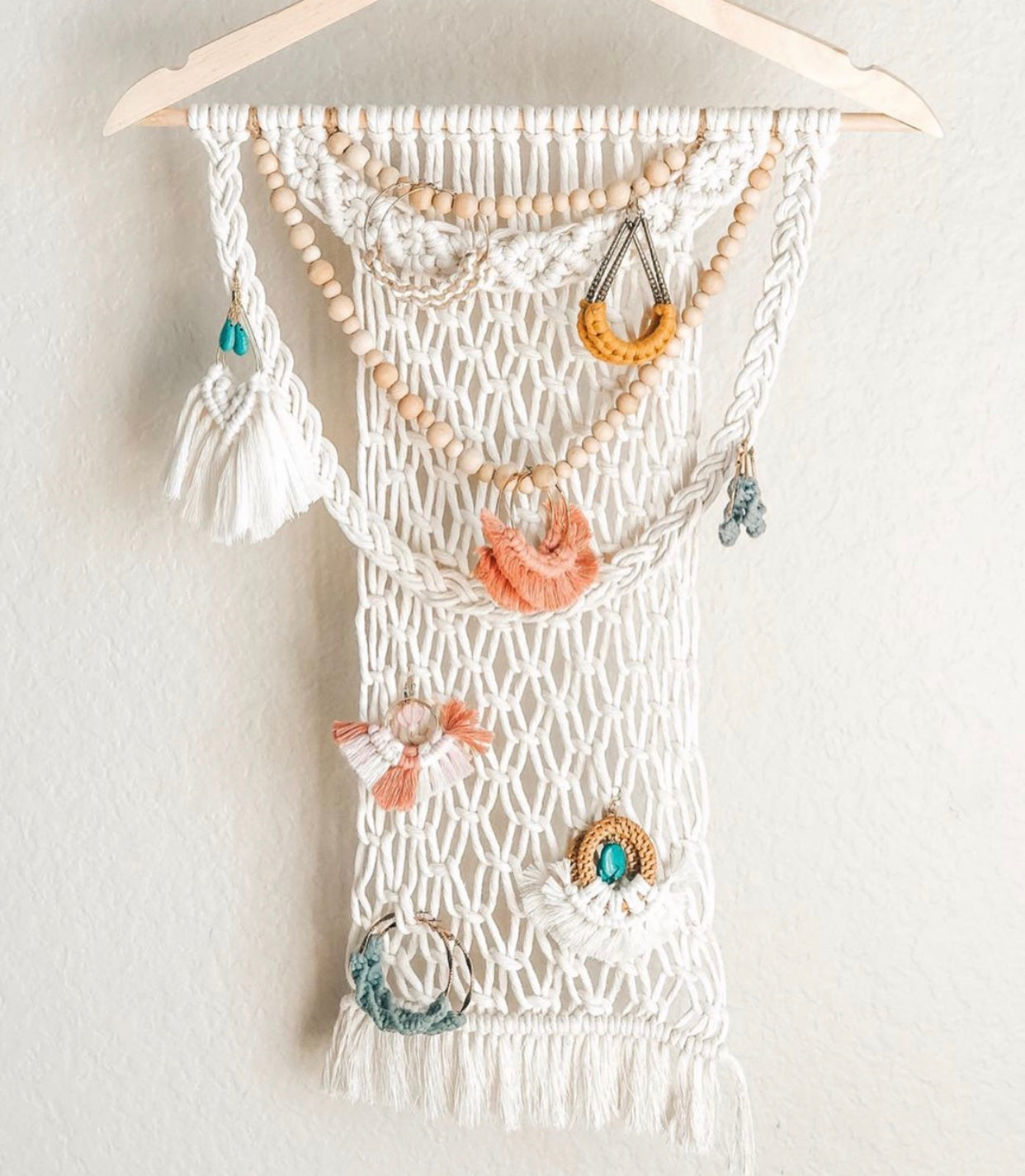 Macrame Earring Hanger